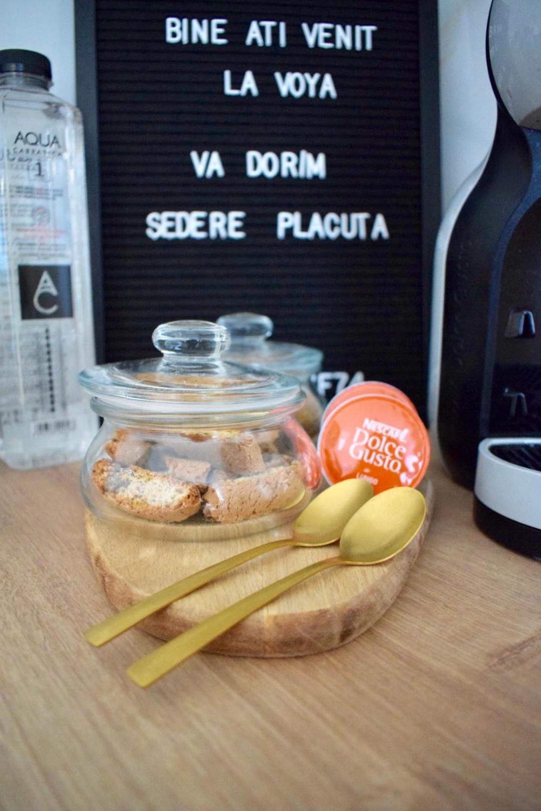 Voya Nordic Apartment-A Luxury Oasis In The Old Town Brasov Room photo